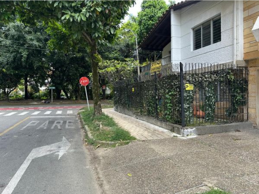 Venta de Casa - Terreno esquinero en Belen Alameda — foto 6