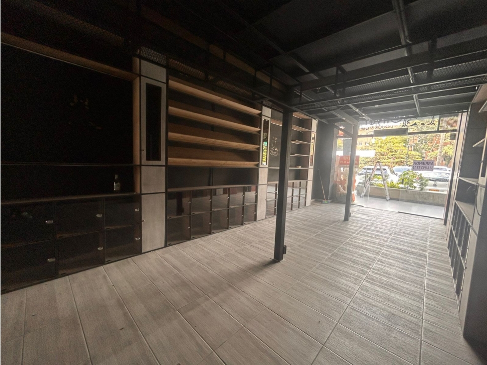 Arriendo local comercial en los Colores - Medellin — foto 4