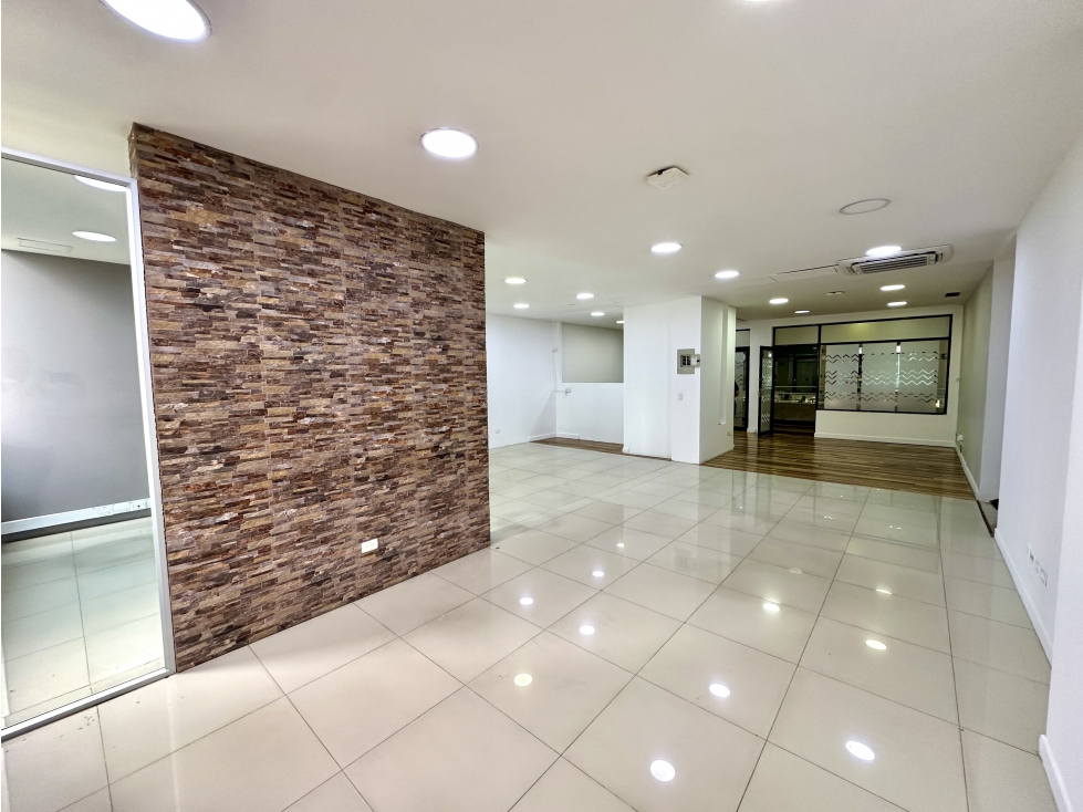Arriendo oficina en Medellín - sector Oviedo — foto 5