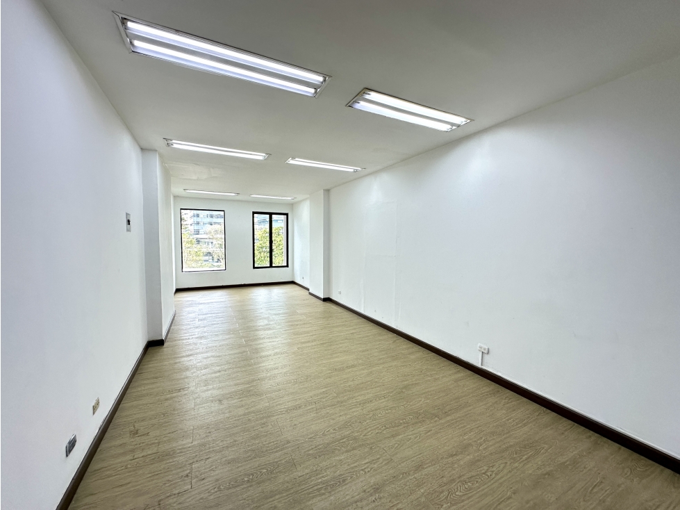 Arriendo de oficina en Medellín - sector Milla de Oro — foto 5