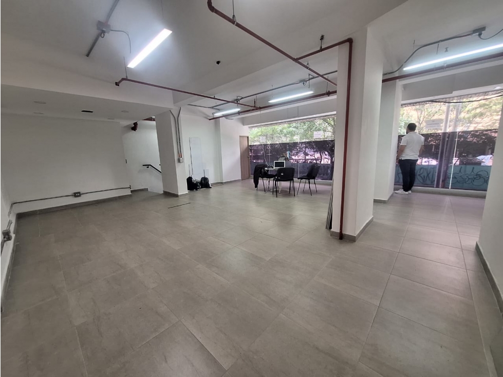 Arriendo Local comercial en Ciudad Del Rio - Medellin