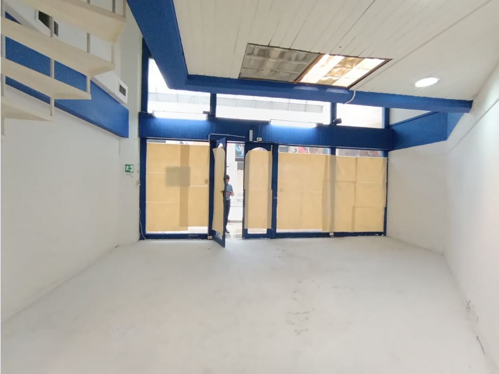 Arriendo de local comercial en centro comercial Unicentro- Medellín