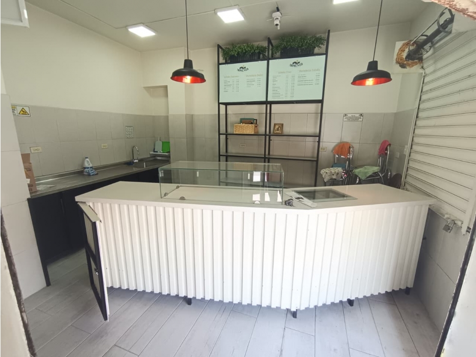 Arriendo local comercial sector la Candelaria