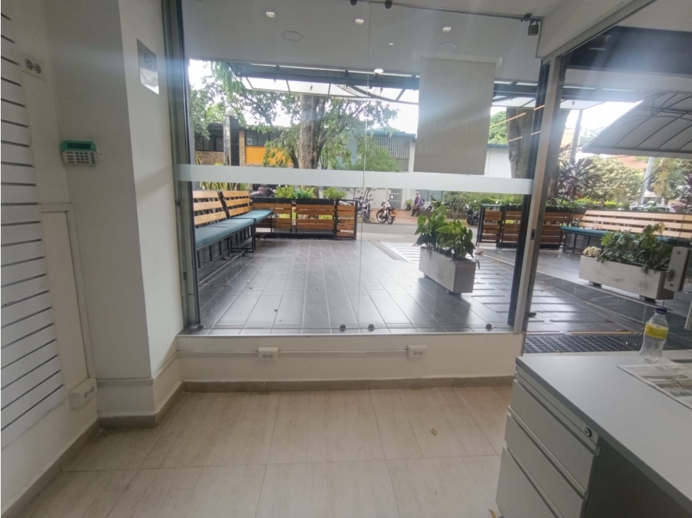 Arriendo Oficina o Local comercial en Medellin, sector Estadio — foto 5