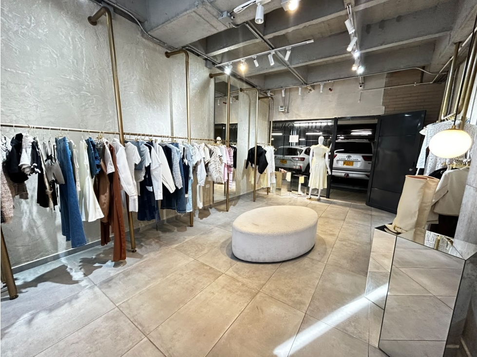 Arriendo de Local comercial, Mall distrito Avignon - Envigado — foto 6