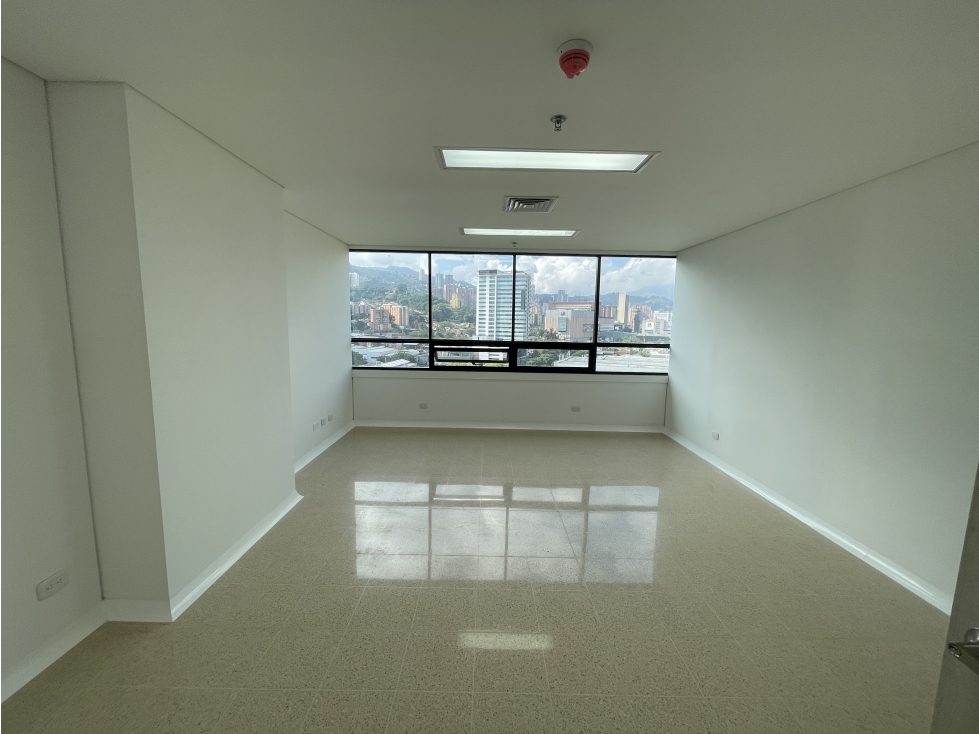 Venta de consultorio en Envigado, sector las Vegas - 3