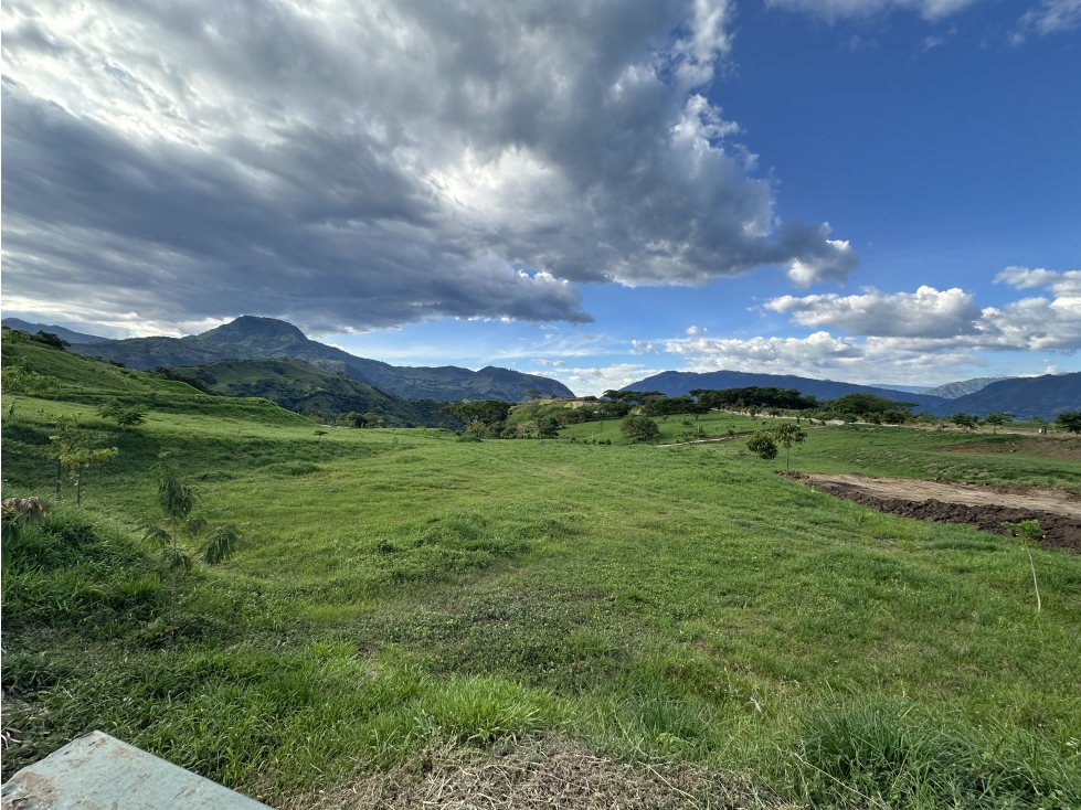 Venta de lote en parcelación en Bolombolo - Venecia - 2