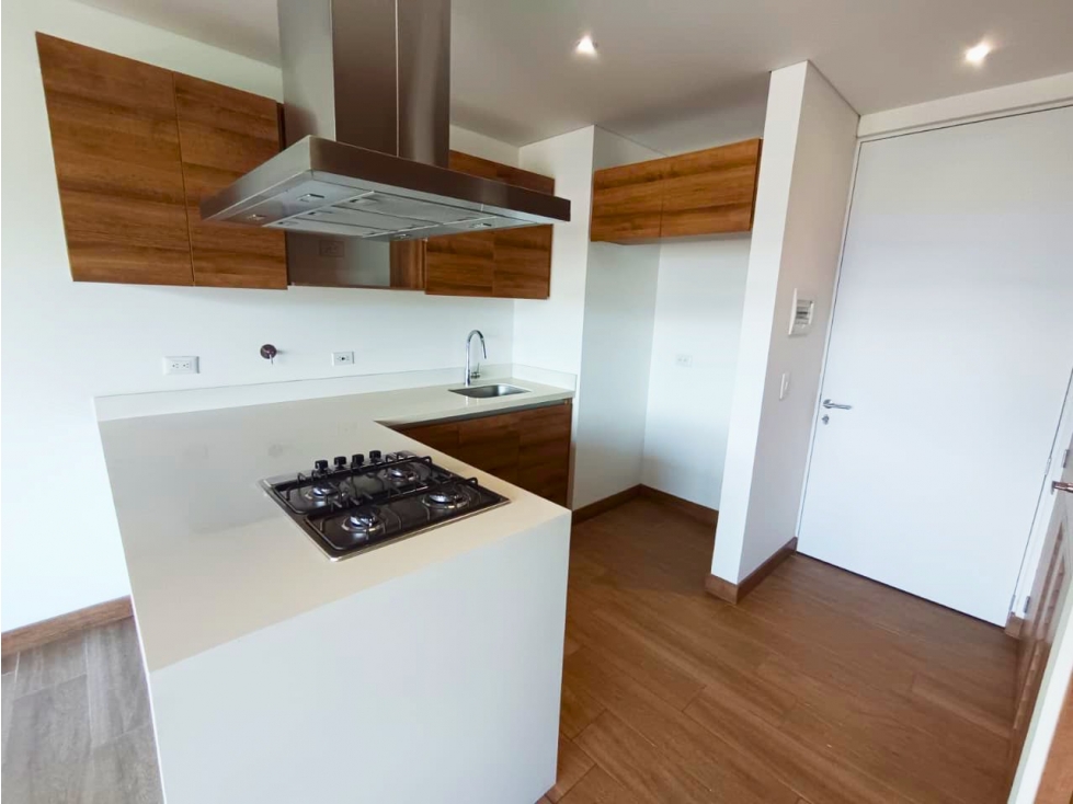 Arriendo de apartamento en el Poblado, sector ciudad del río. — foto 6
