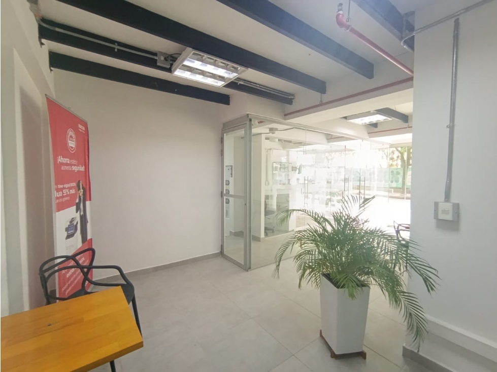Arriendo local comercial en Ciudad Del Rio — foto 4