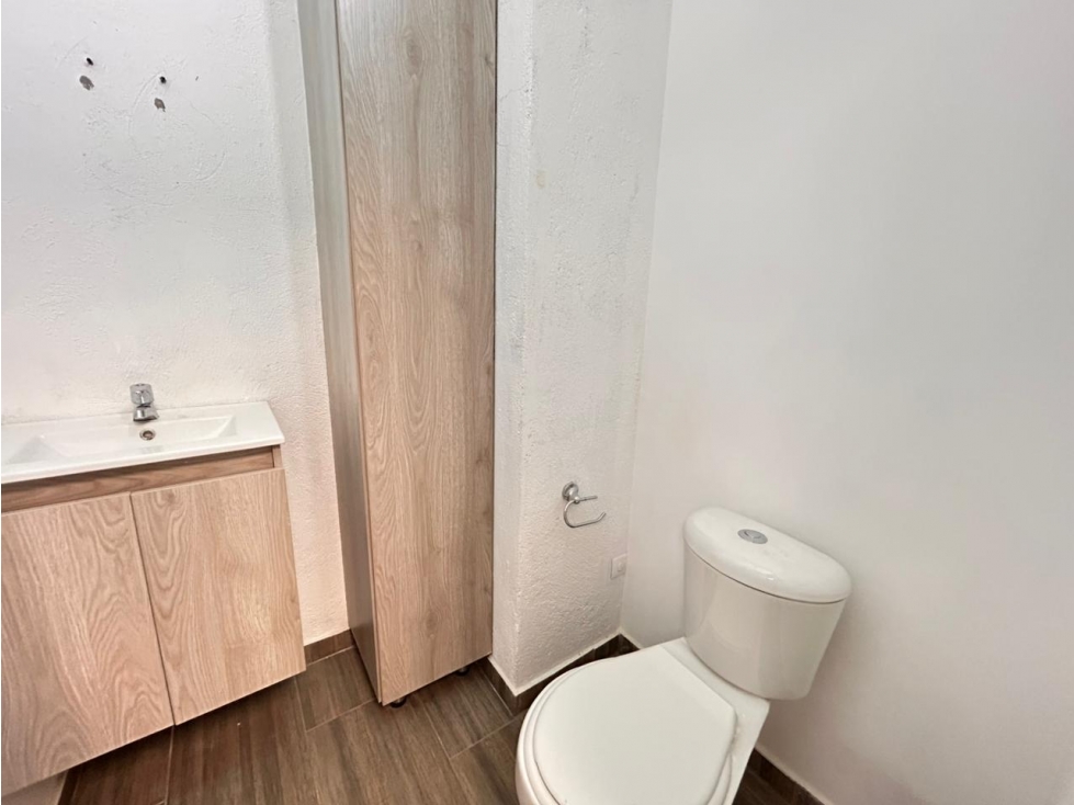 Arriendo y venta de Oficina en Medellín Sector Las Palmas — foto 6