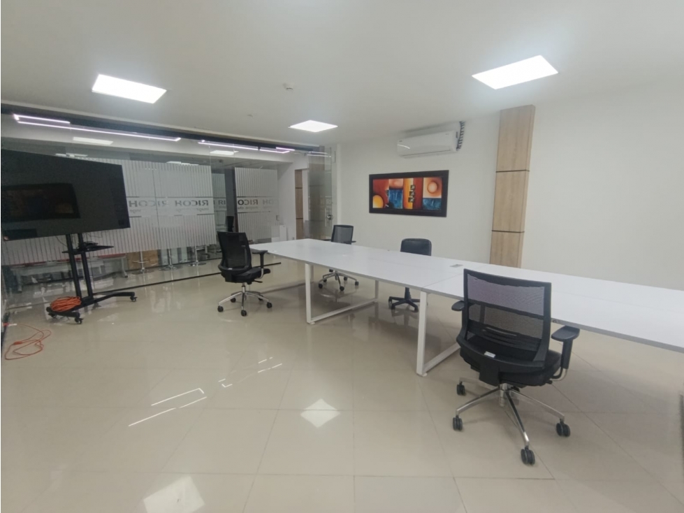Arriendo de oficina en Medellin, sector Estadio — foto 4