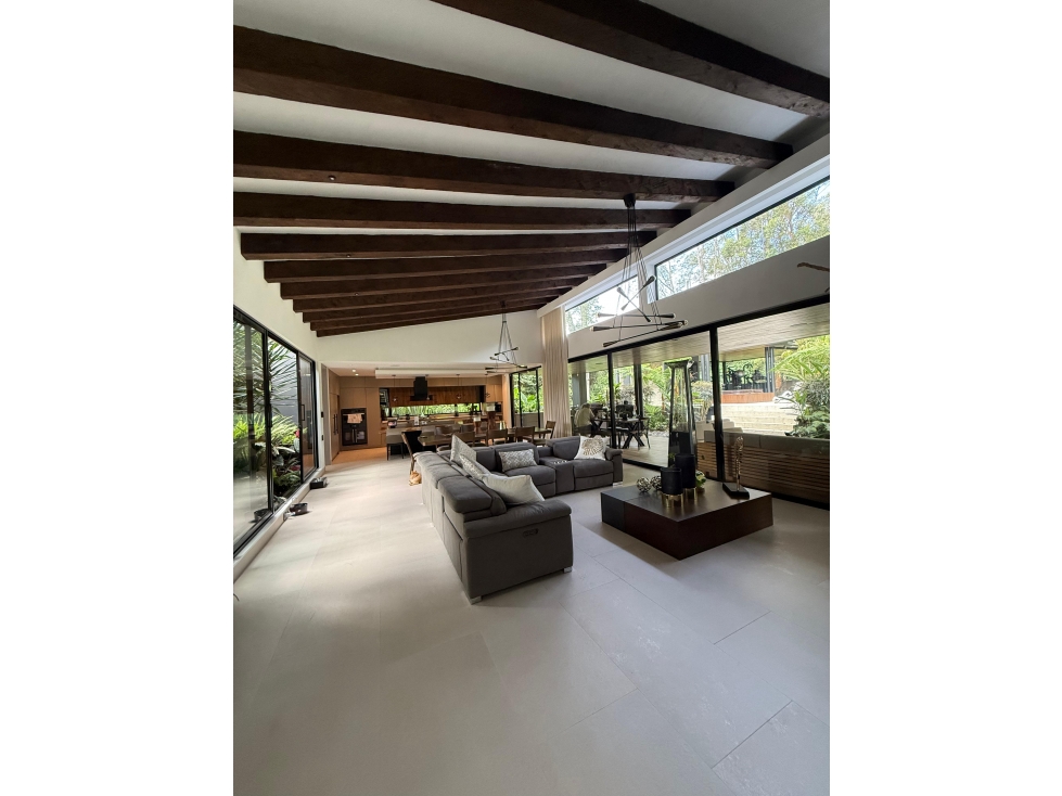 Venta de casa en el sector Llano Grande
