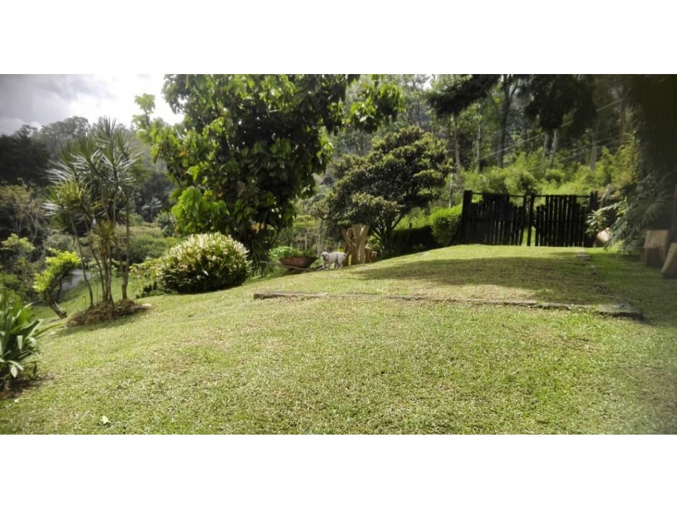 Venta de Casa Lote Independiente El Tesoro - Medellín