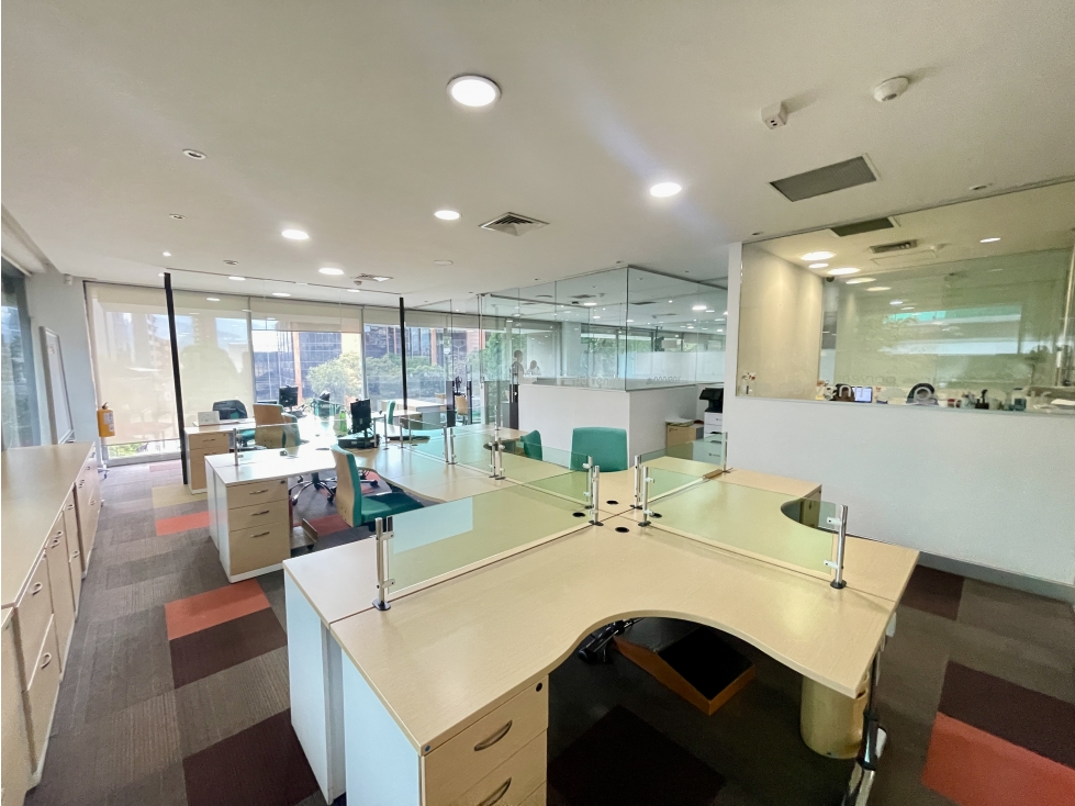 Arriendo de oficina en Milla de Oro - Medellín — foto 3