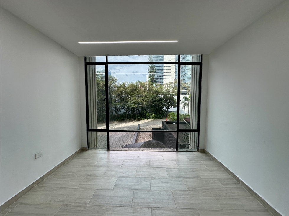 Arriendo Local Comercial en Medellín - sector Milla de Oro