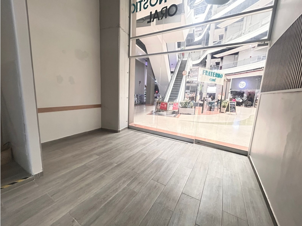 Arriendo Oficina o Local comercial en Itagui - Antioquia — foto 3