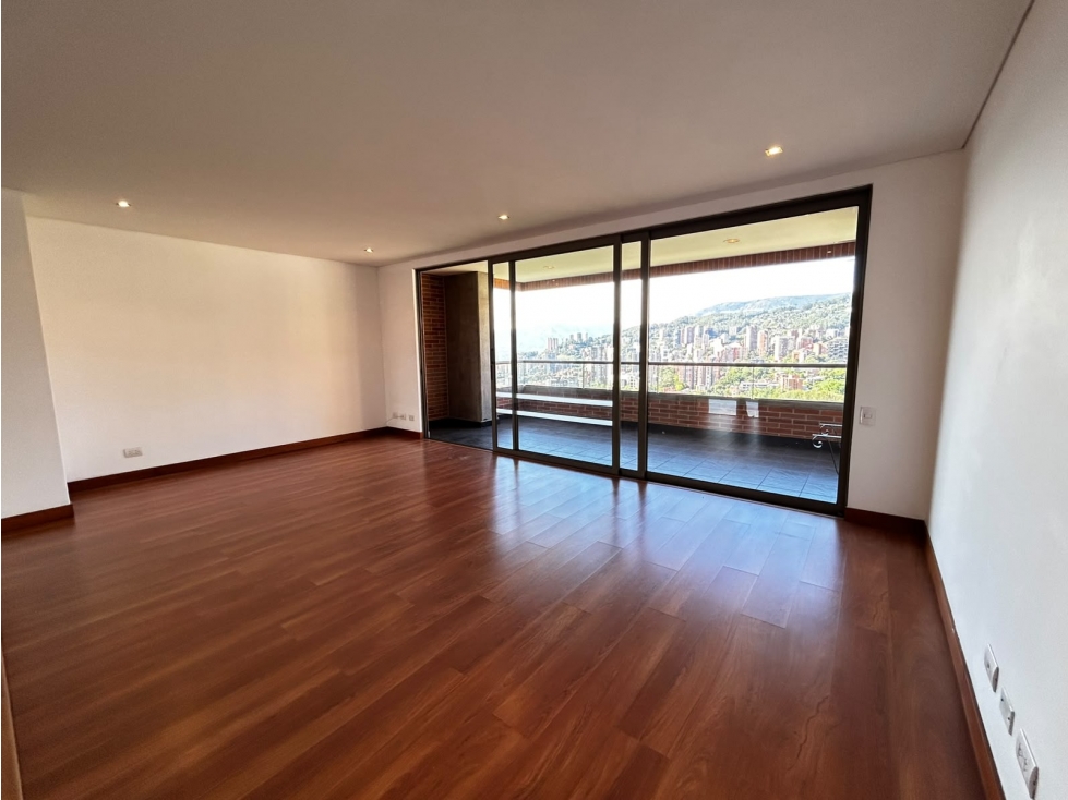 Arriendo de apartamento en El Poblado, sector Loma de Los Gonzáles — foto 3