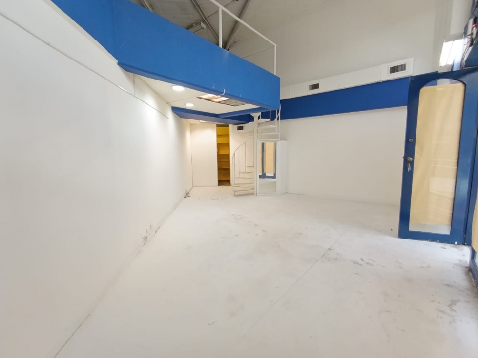 Arriendo de local comercial en centro comercial Unicentro- Medellín — foto 2