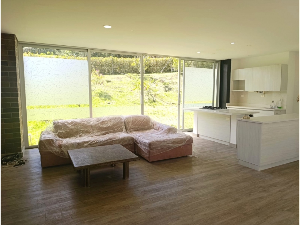 Venta de Casa en Parcelación sobre la vía Rionegro - La Ceja — foto 3