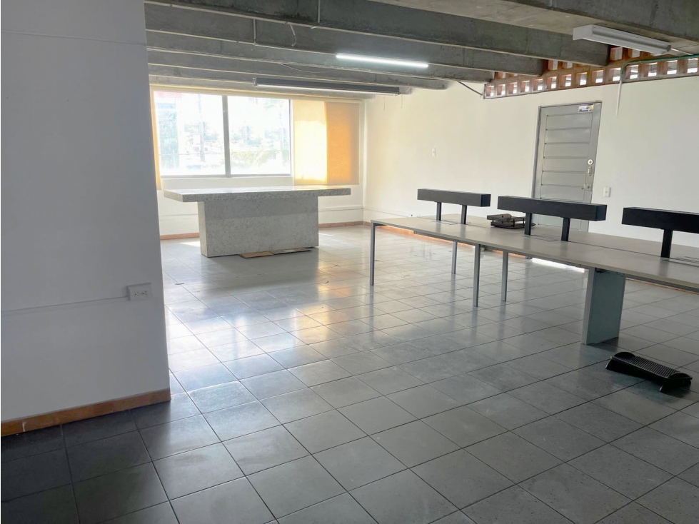 Arriendo bodega en Envigado, sector primavera. - 3