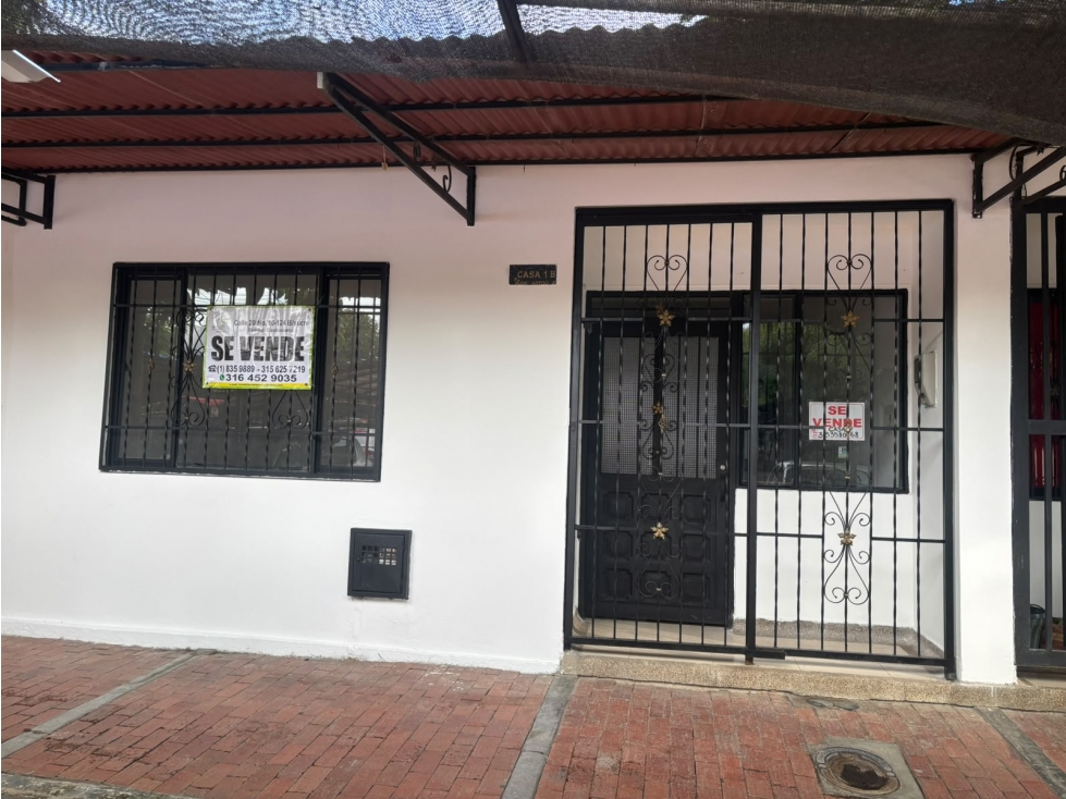 SE VENDE CASA EN LA URBANIZACION PORTAL DE MAURICIO, GIRARDOT. — foto 2
