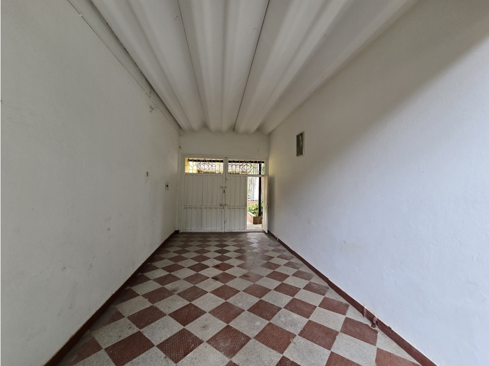 SE VENDE ESPECTACULAR CASA LOTE EN EL CENTRO DE RICAURTE - 5