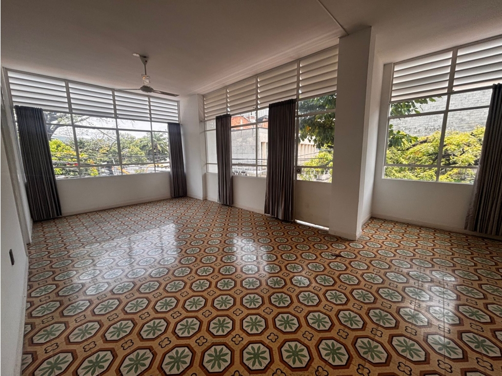 SE ARRIENDA CONFORTABLE APARTAMENTO EN EL CENTRO — foto 6