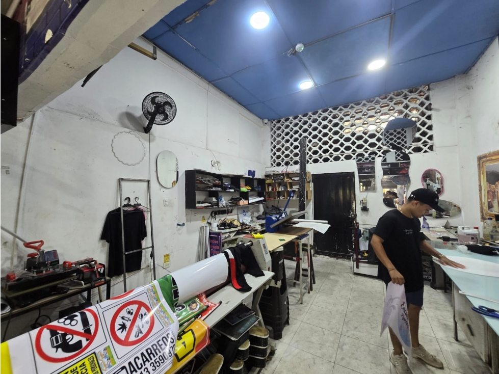 SE VENDE GRAN PREDIO COMERCIAL — foto 6