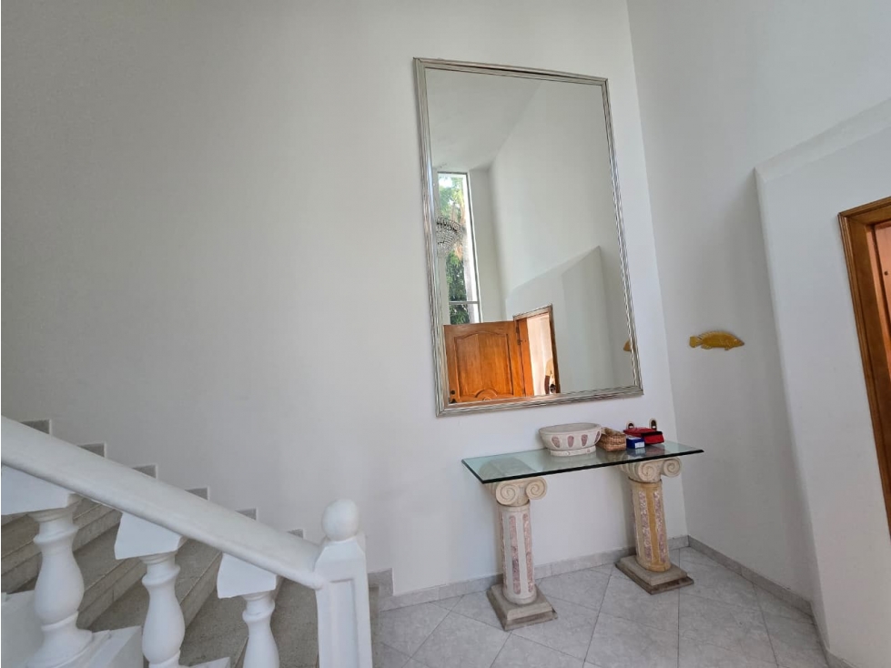 SE VENDE AMPLIA CASA EN EL PEÑON, GIRARDOT - 3