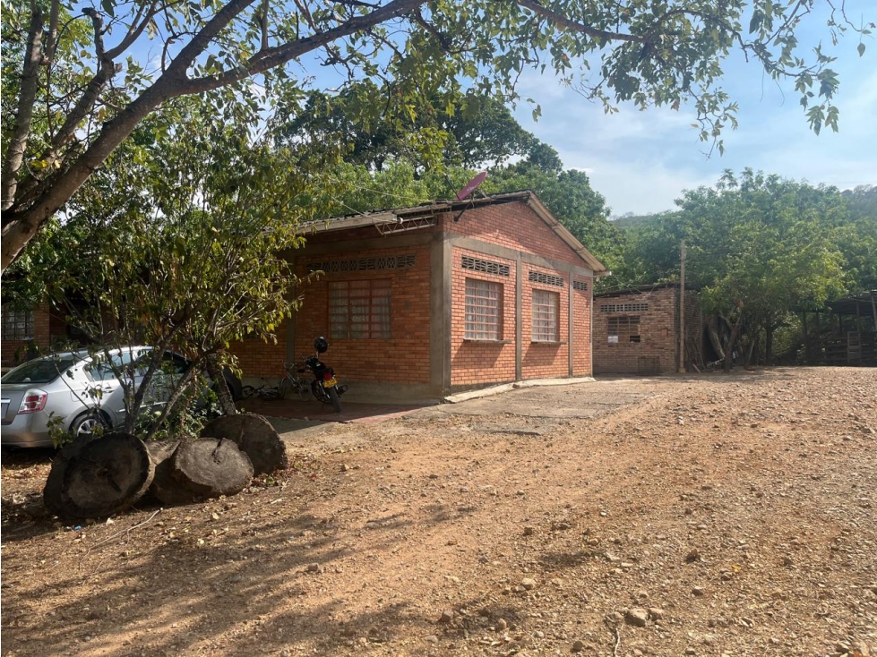 SE VENDE GRAN LOTE EN LA VÍA GIRARDOT - TOCAIMA - 5