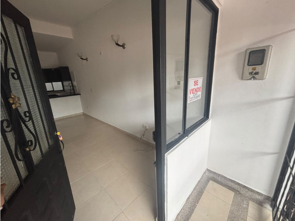 SE VENDE CASA EN LA URBANIZACION PORTAL DE MAURICIO, GIRARDOT. — foto 4