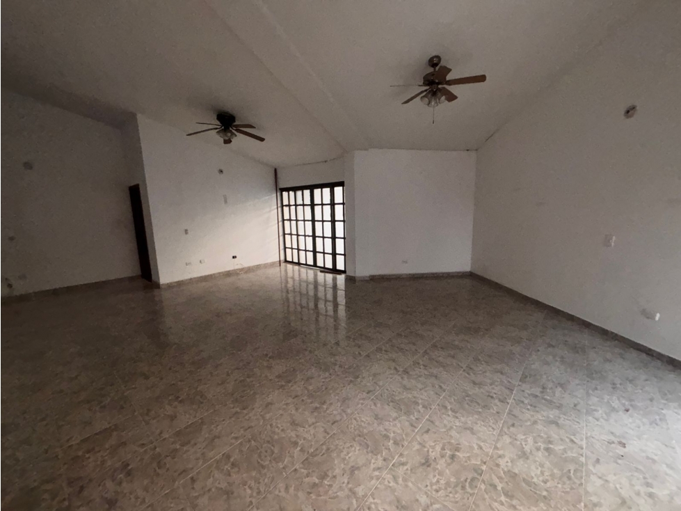 SE ARRIENDA APARTAMENTO EN VILLA SOFIA, EN EL GRANADA — foto 4