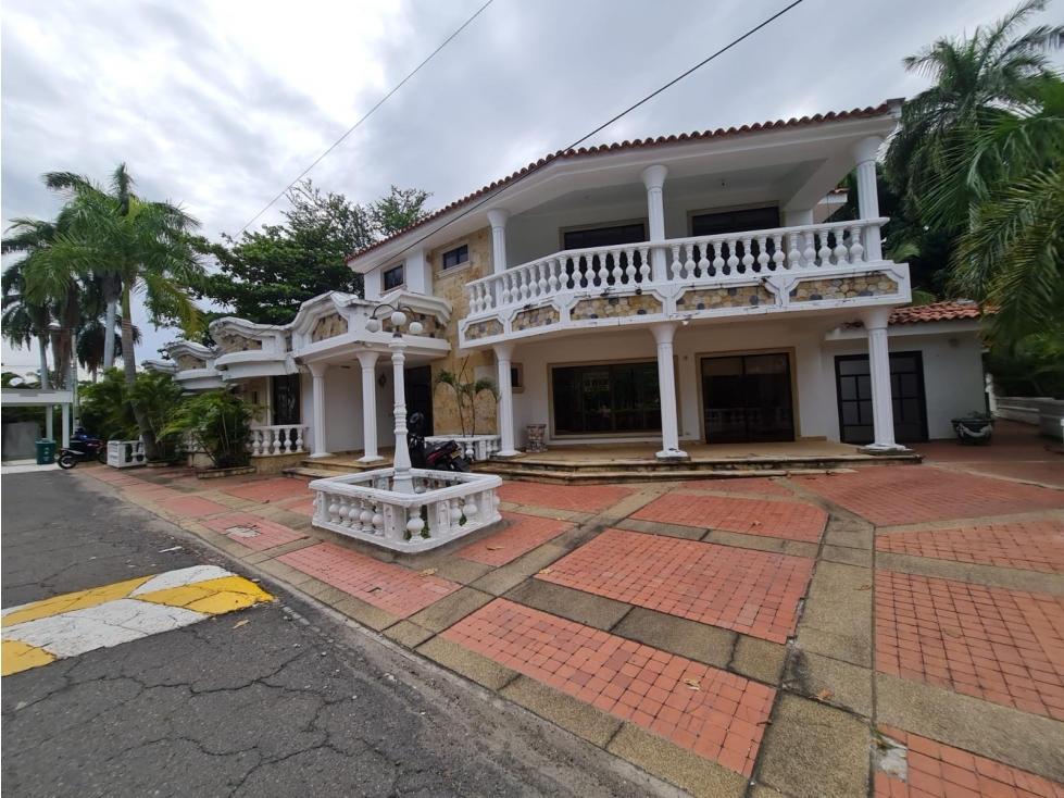 SE VENDE CASA EN EL CONDOMINIO EL PEÑON