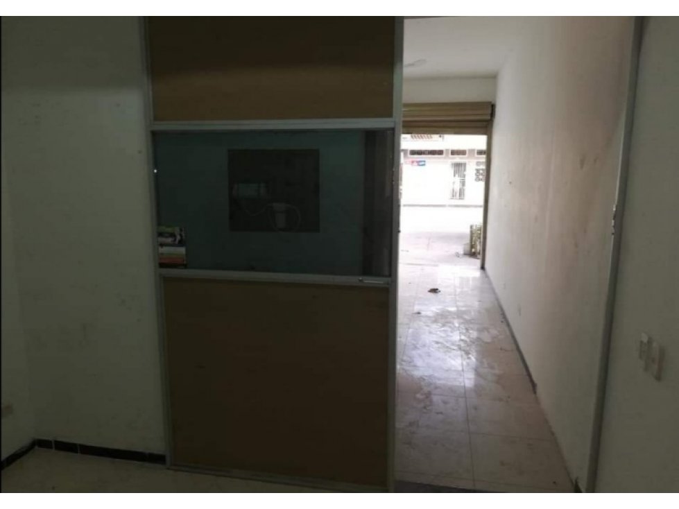 SE VENDE LOCAL EN EL BARRIO SANTANDER, GIRARDOT. - 4