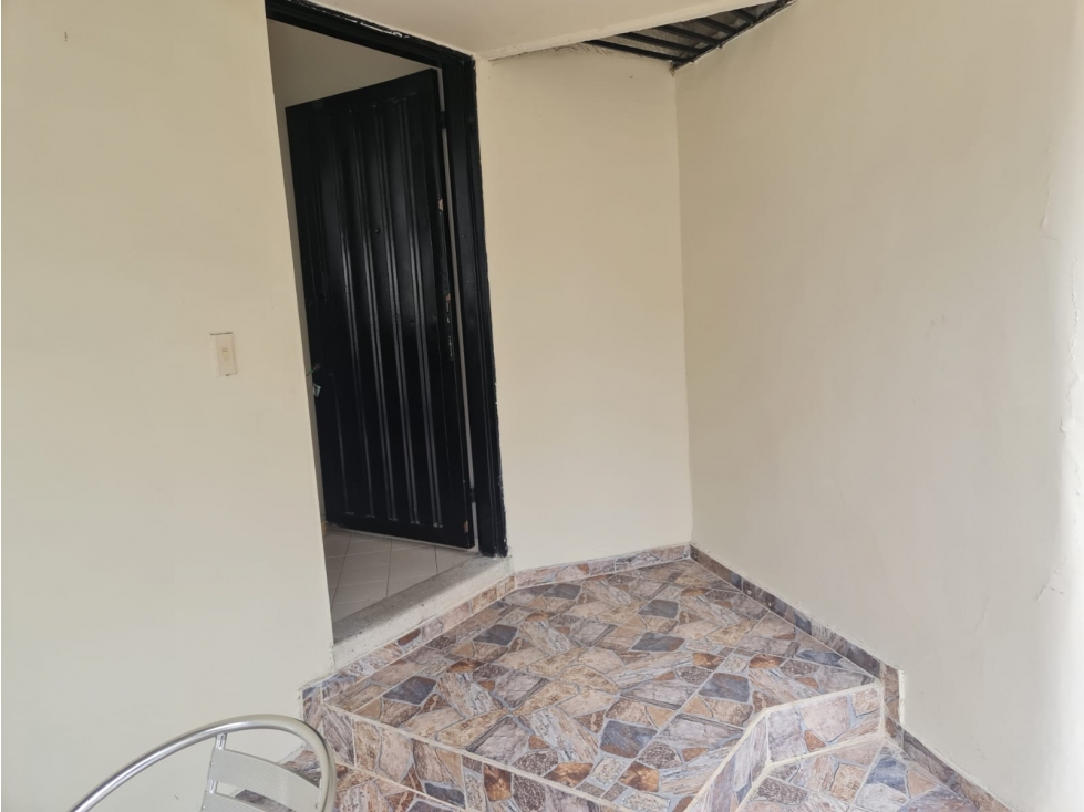 SE ARRIENDA HERMOSO APARTAESTUDIO AMOBLADO EN BARRIO BLANCO, GIRARDOT - 5