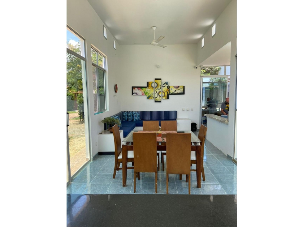 SE VENDE AMPLIA CASA EN SANTA MARIA DEL CAMPO - 3