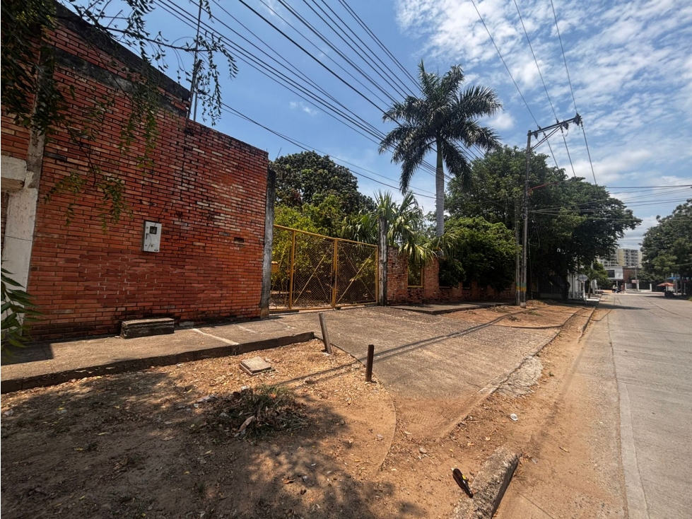SE VENDE GRAN BODEGA COMERCIAL SECTOR URBANO, EN RICAURTE- CUND. - 3