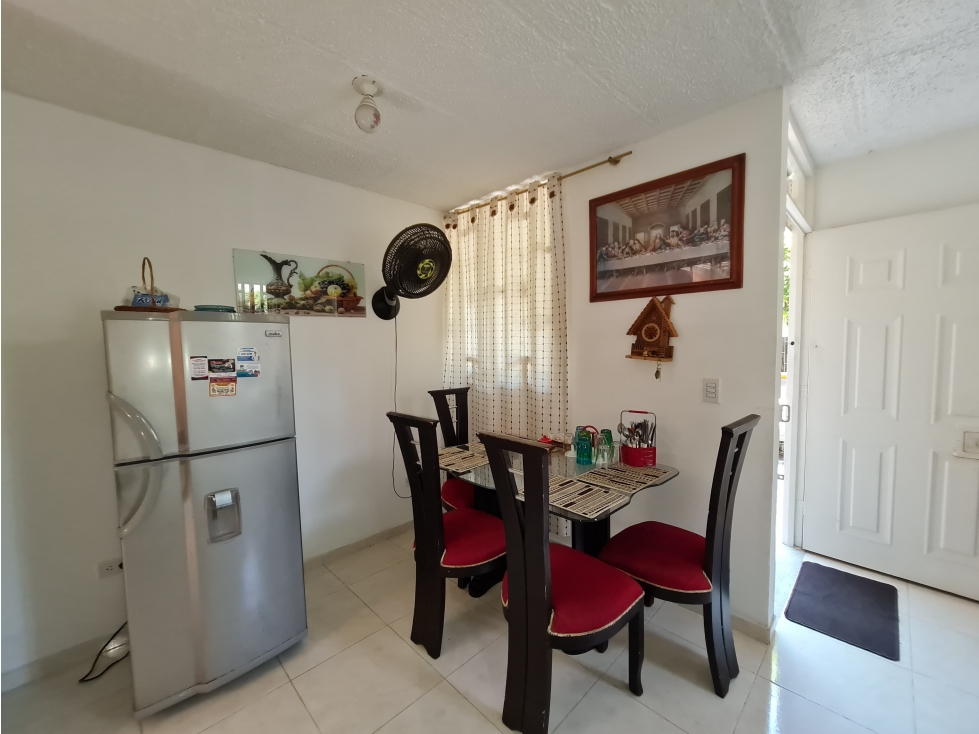 SE VENDE AMPLIA CASA EN SENDEROS DE LAS ACACIAS — foto 5