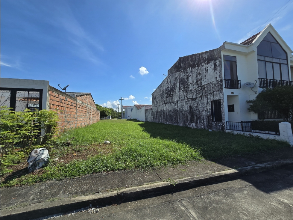 SE VENDE O PERMUTA LOTE EN CONJUNTO ALTO MAGDALENA - 1