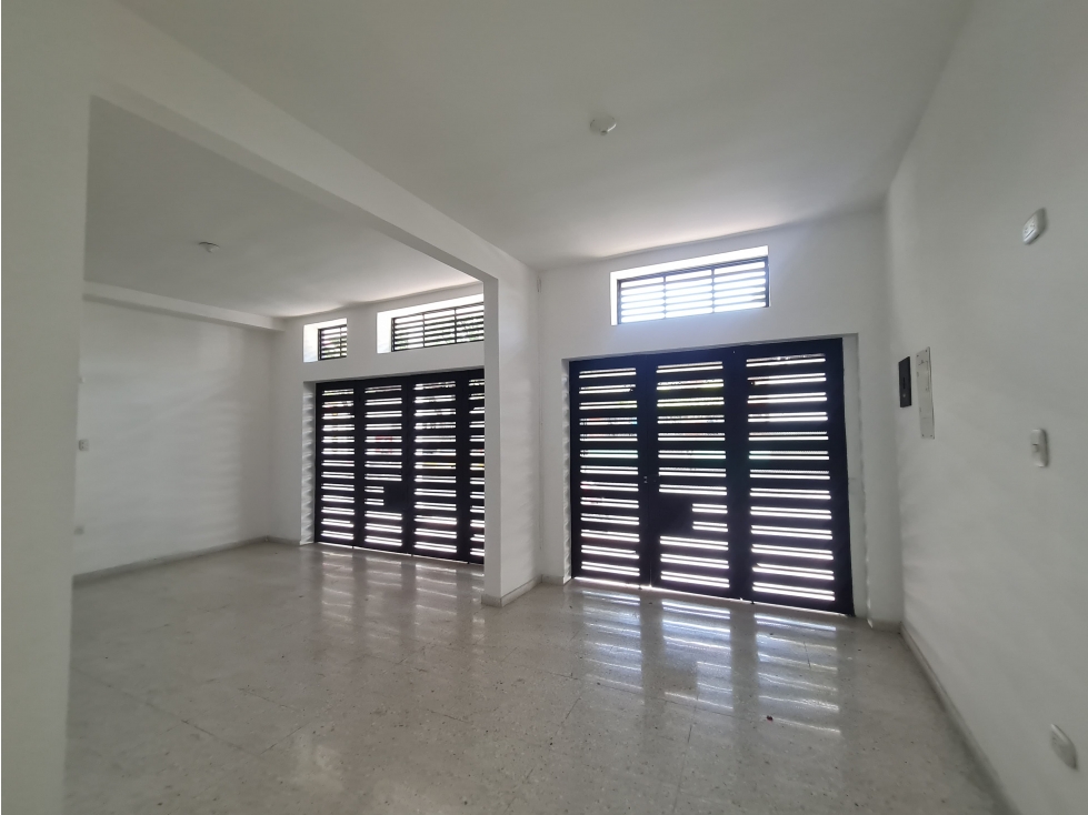 SE ARRIENDA APARTAMENTO CON LOCAL EN ALTO DEL ROSARIO - 2
