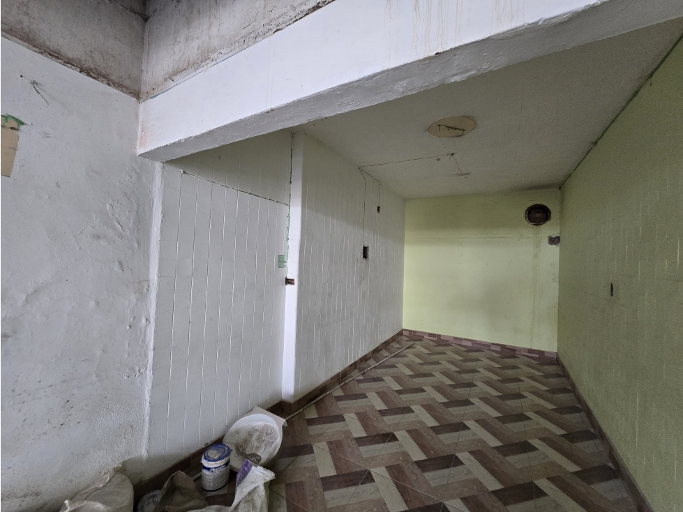 SE ARRIENDA LOCAL COMERCIAL UBICADO EN ZONA CENTRICA DE GIRARDOT - 5