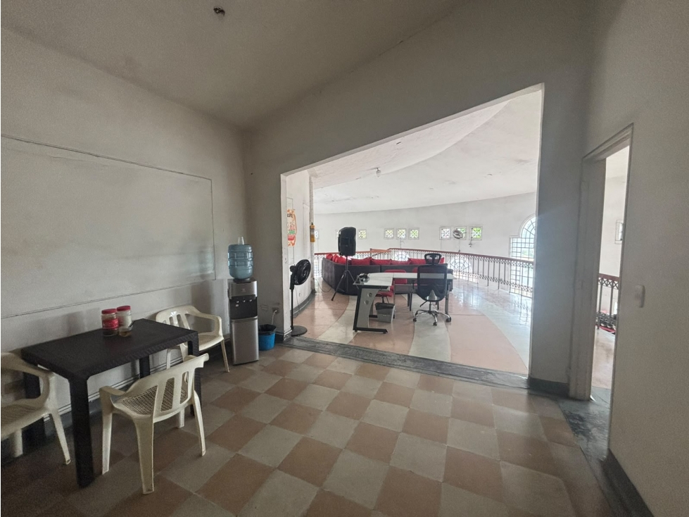 SE ARRIENDA LOCAL CON BODEGA EN EL BARRIO MURILLO TORO, GIRARDOT - 6