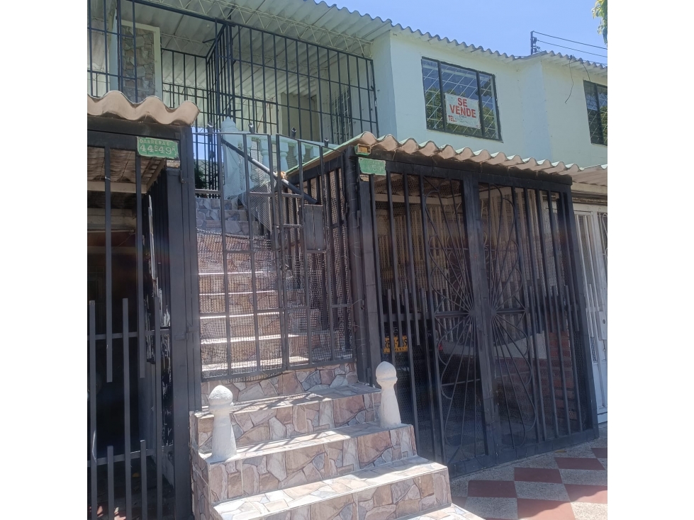SE VENDE CASA EN VILLA KENNEDY - 1