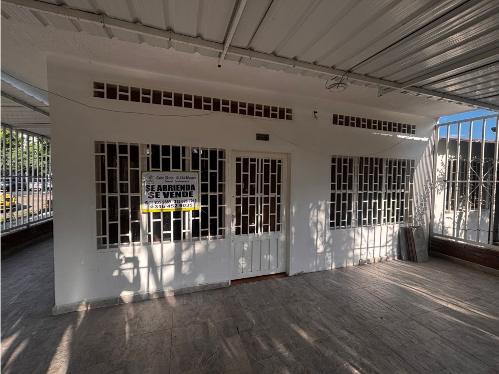 SE VENDE EXCELENTE CASA EN EL BARRIO LA ESMERALDA, GIRARDOT — foto 2