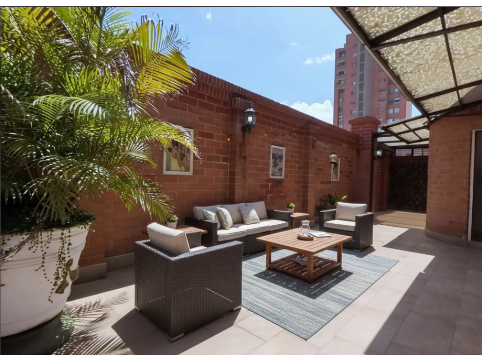 Venta apartamento penthouse laureles