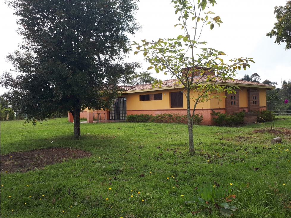 Casa campestre venta condominio San Felix