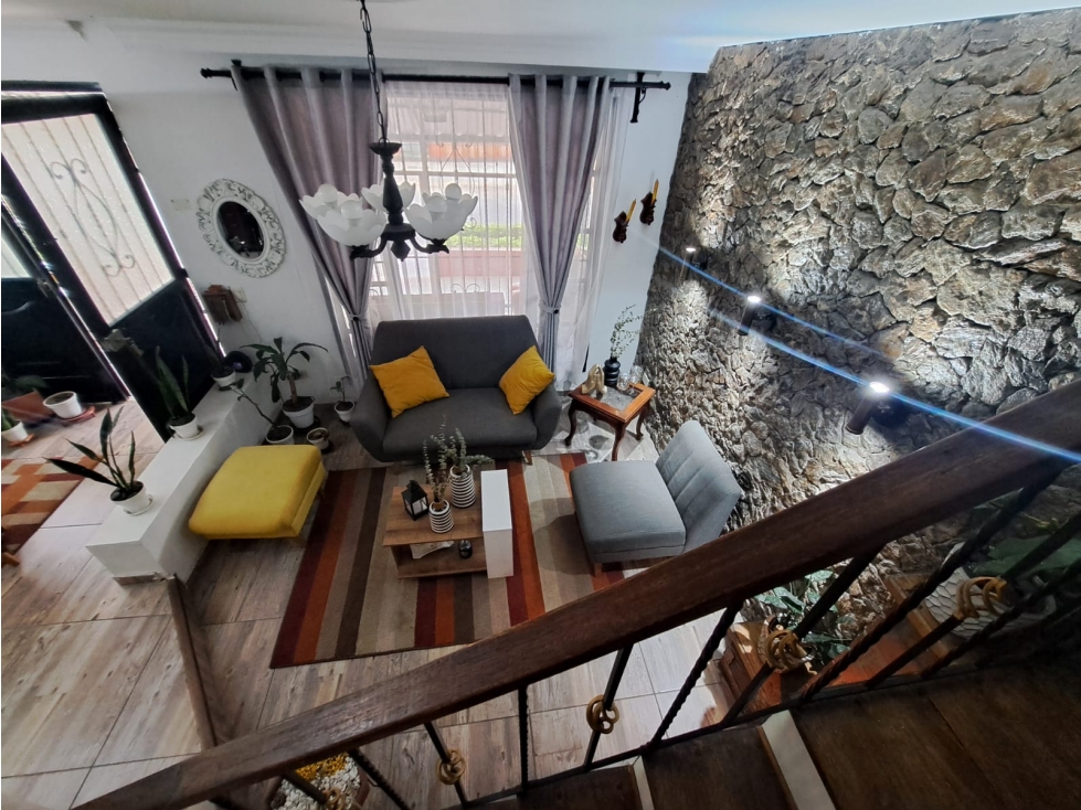 Casa venta Velódromo unifamiliar 6 alcobas 4 baños 3 niveles — foto 4