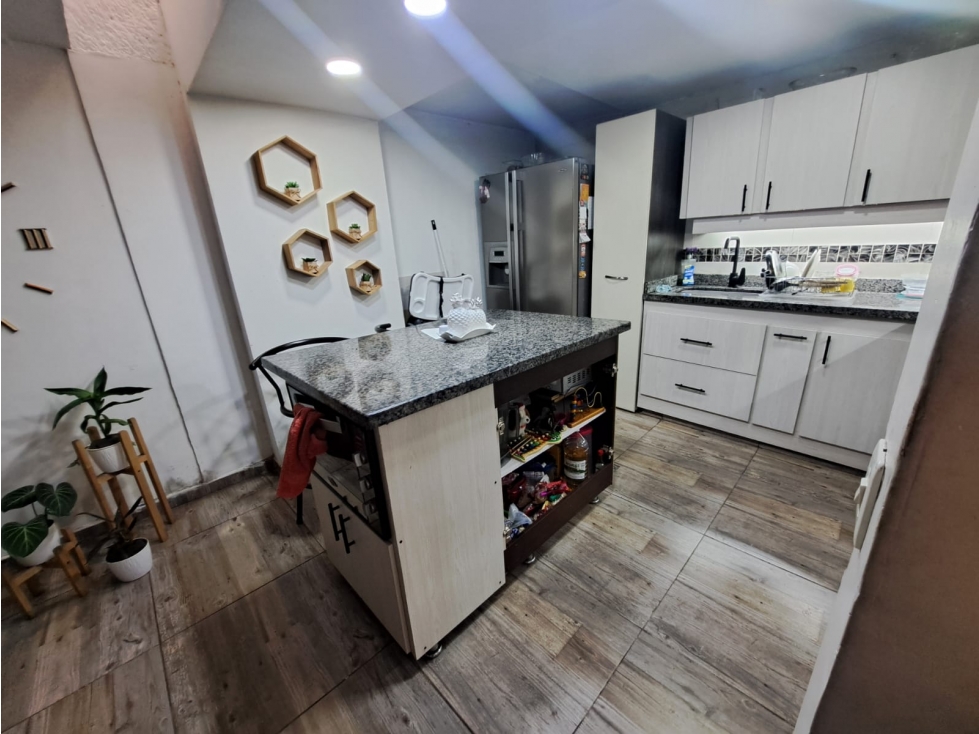 Casa venta Velódromo unifamiliar 6 alcobas 4 baños 3 niveles — foto 5