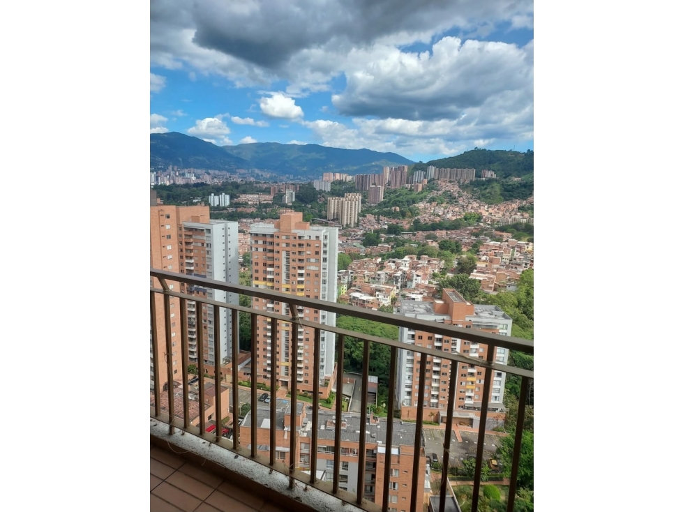 Venta apartamento Belen Loma de los Bernal parta baja — foto 2