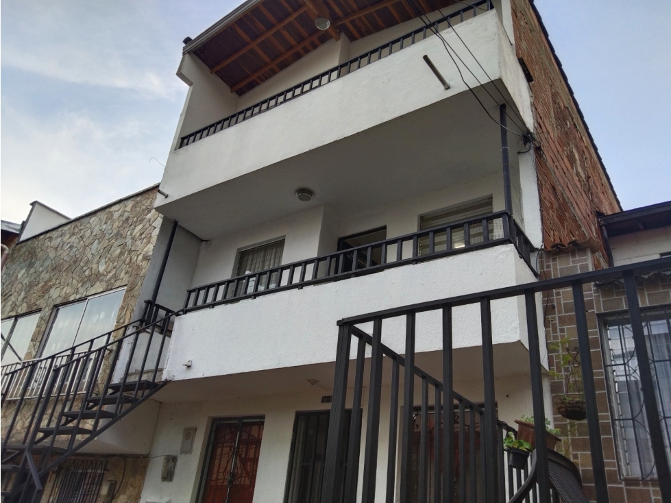 "Ganga" MÁS BARATO QUE UN REMATE- Robledo La Campiña-Medellín